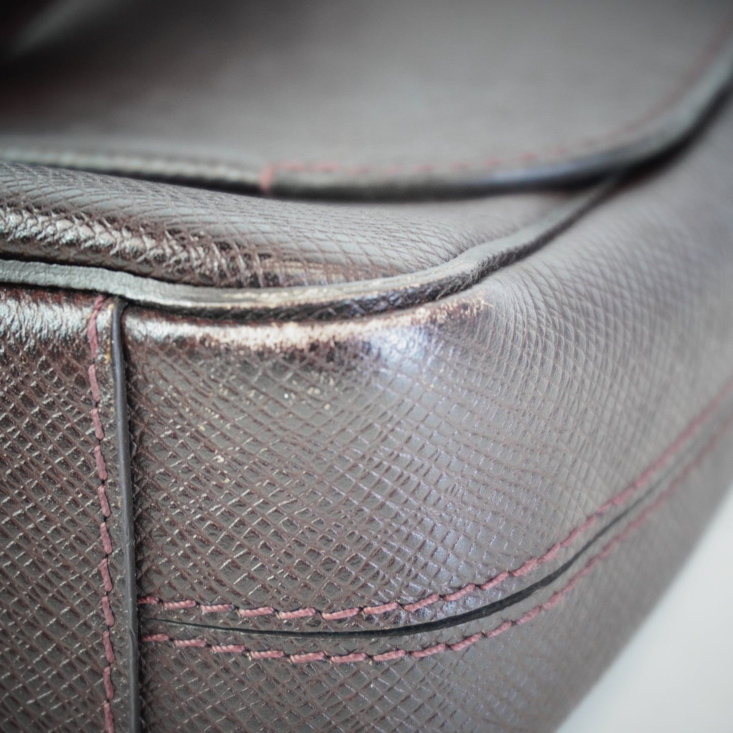 Louis Vuitton	Ramon Messenger Bag
