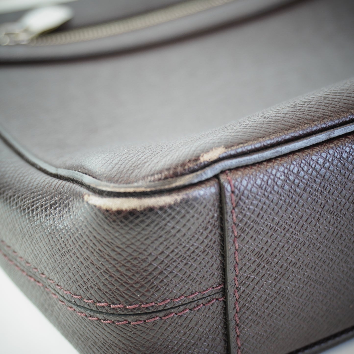 Louis Vuitton	Ramon Messenger Bag