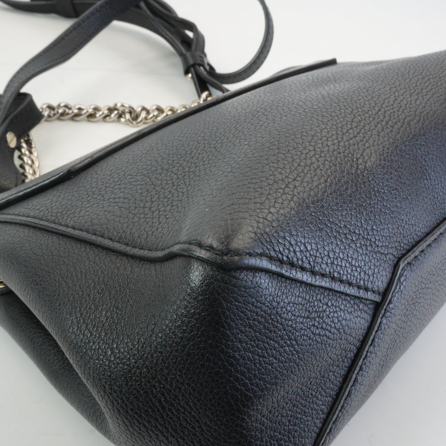 Louis Vuitton	Lockme II BB Bag in black Small SHW