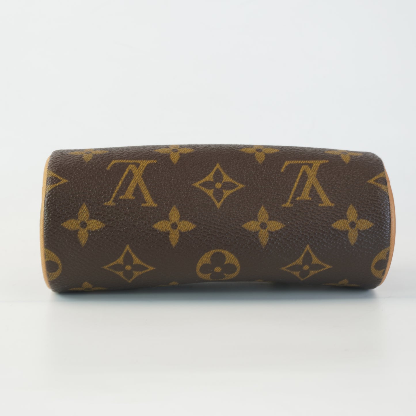 Louis Vuitton	Papillon Baby