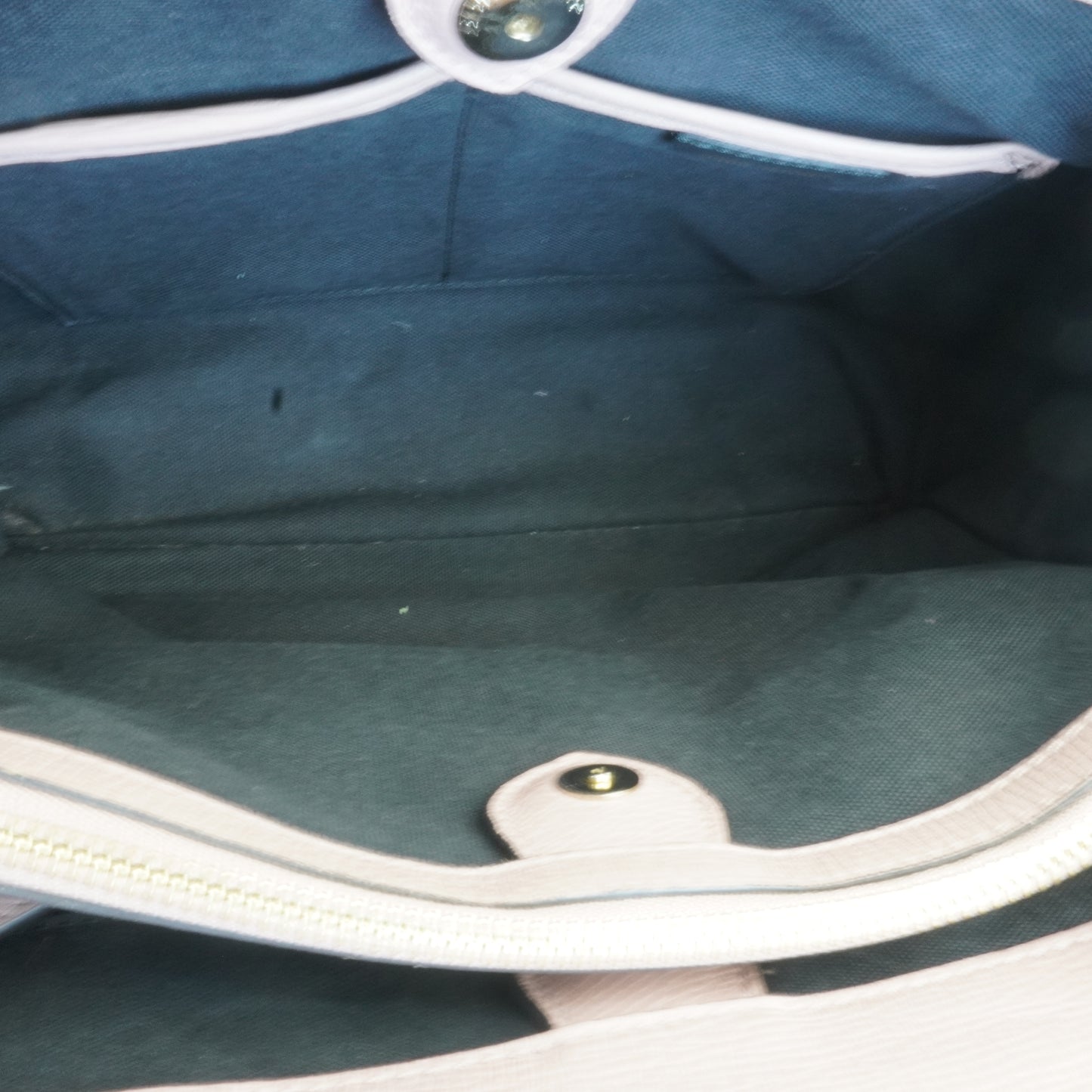 Burberry	Banner Bag Pink
