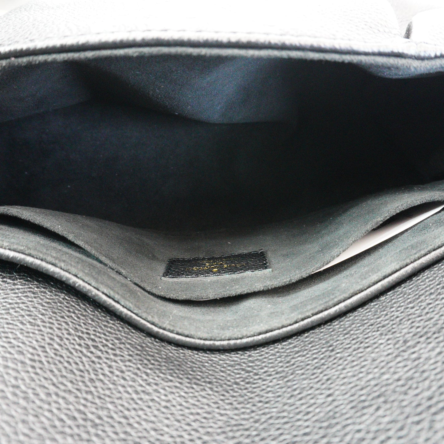 Louis Vuitton	Favorite Black Monogram Empriente Leather Small GHW