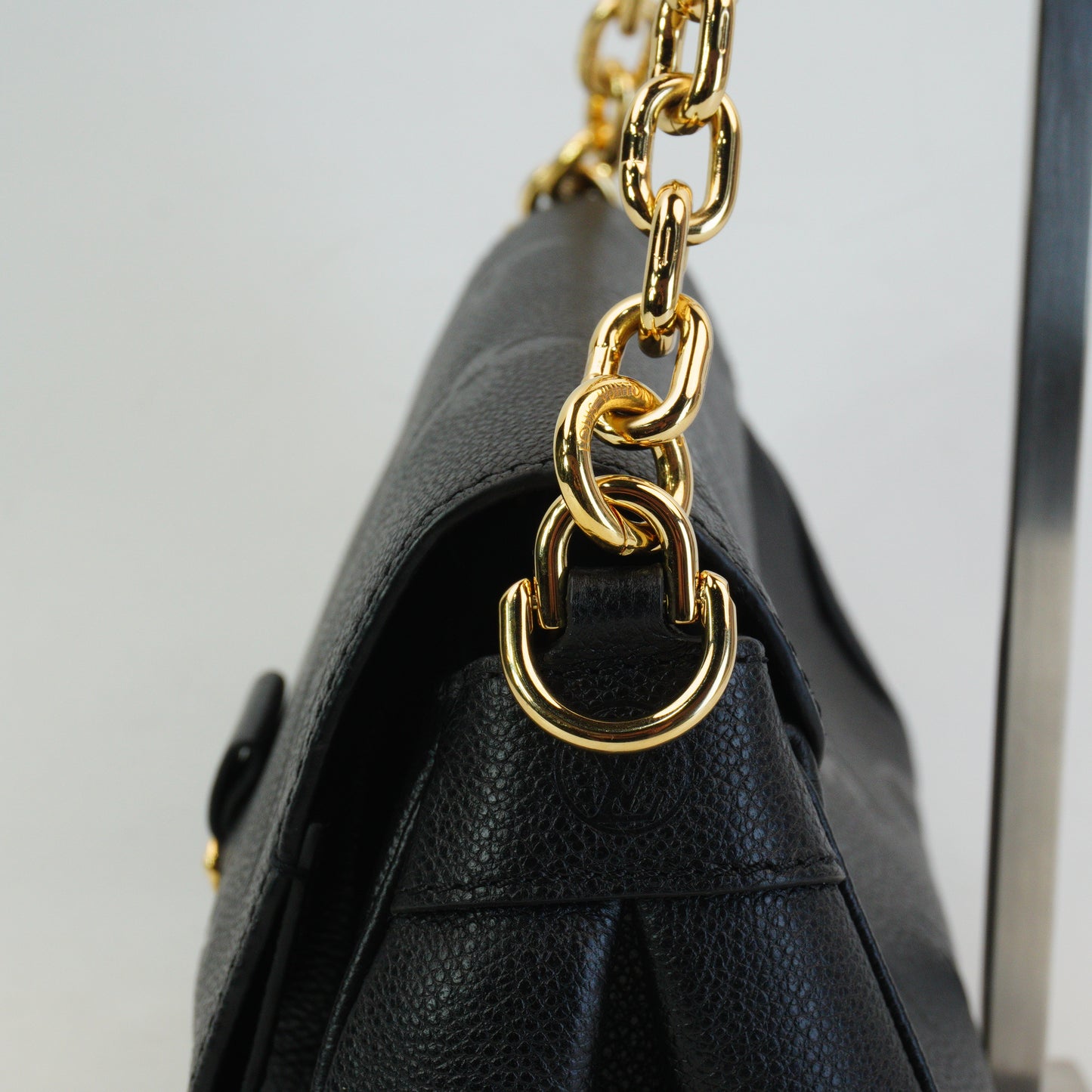 Louis Vuitton	Favorite Black Monogram Empriente Leather Small GHW