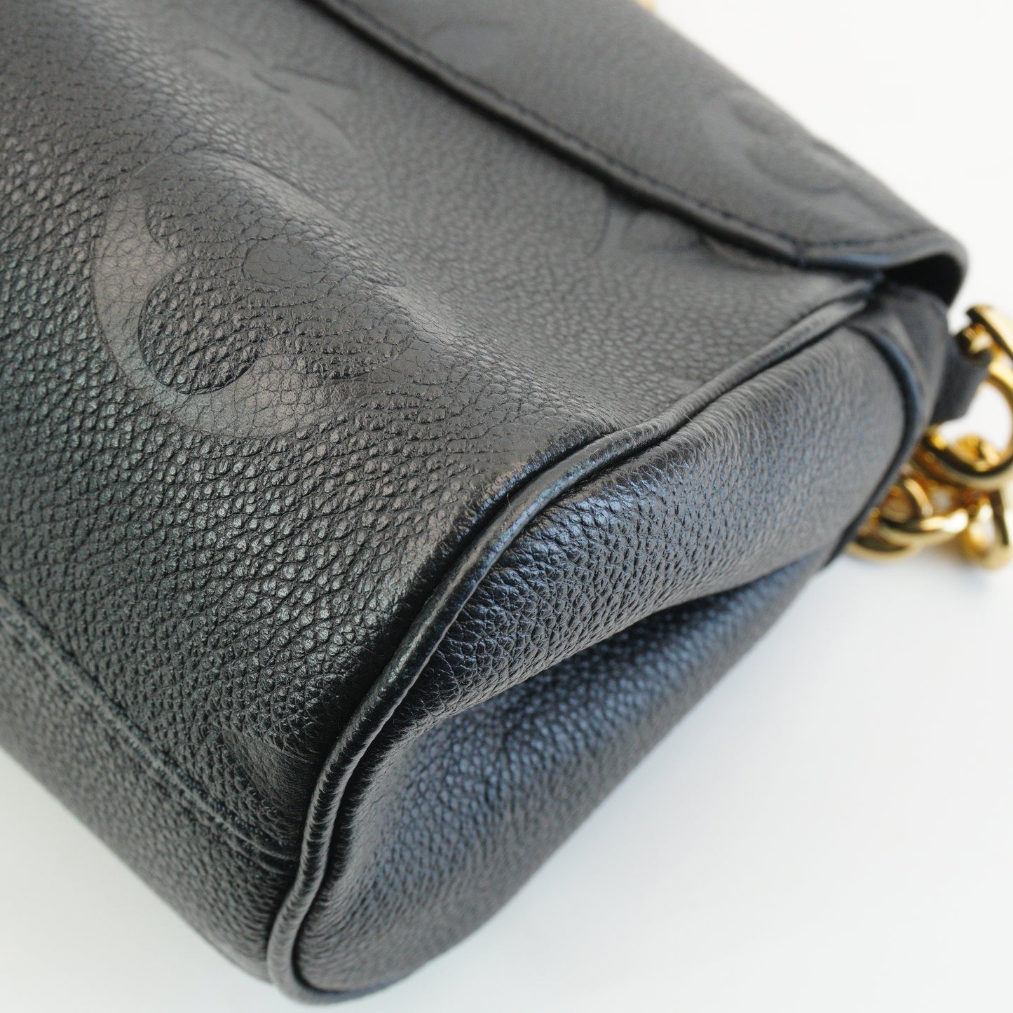 Louis Vuitton	Favorite Black Monogram Empriente Leather Small GHW