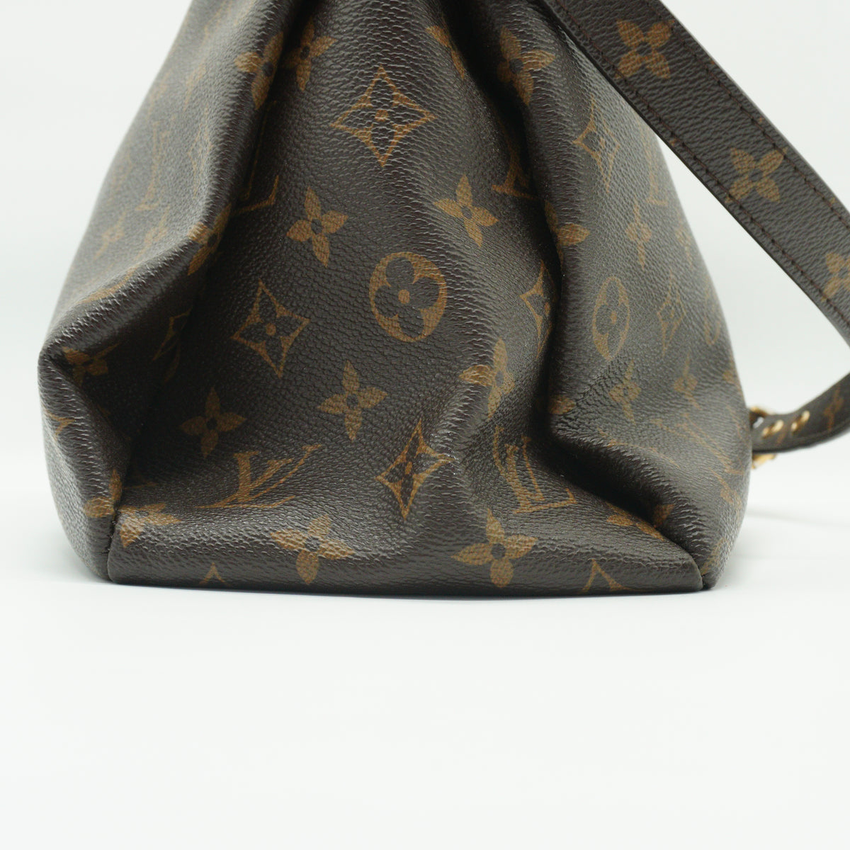 Louis Vuitton	Pallas MM Mono Canvas With Yello Safran Medium GHW
