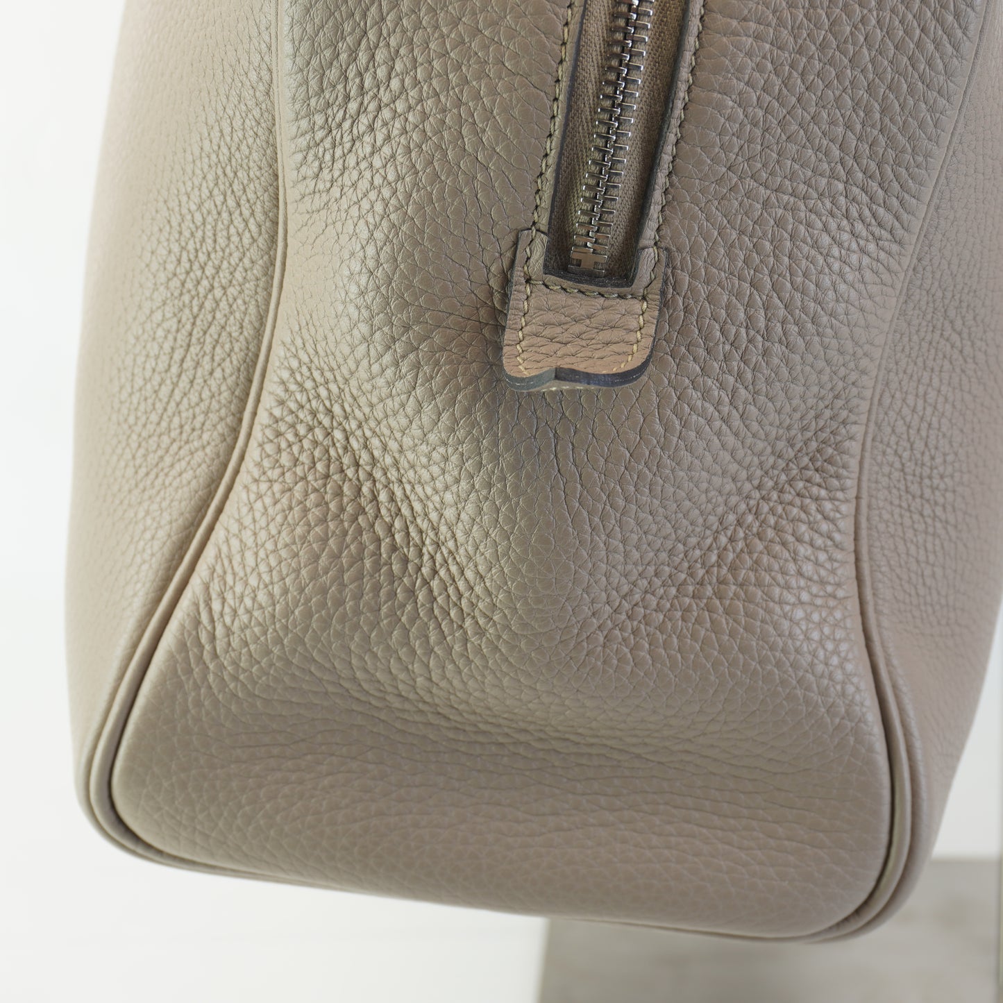 Hermes Victoria Beige