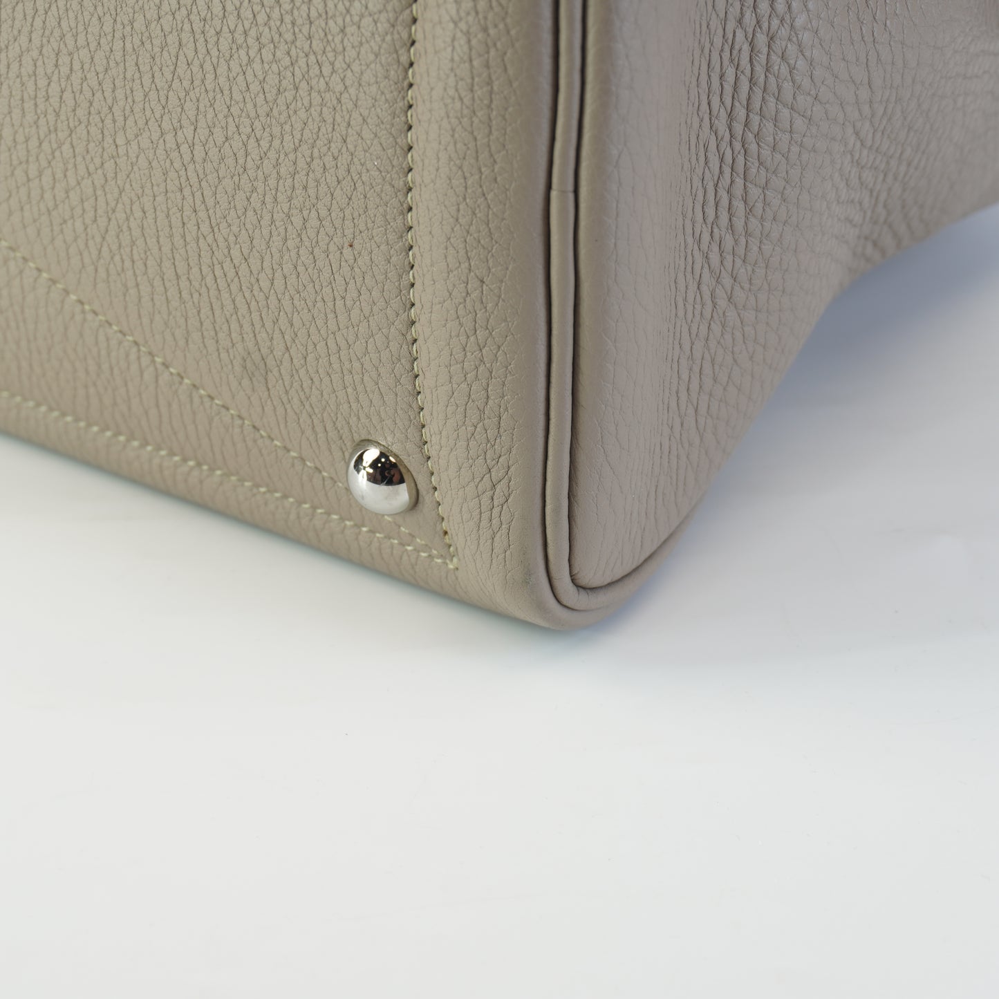 Hermes Victoria Beige