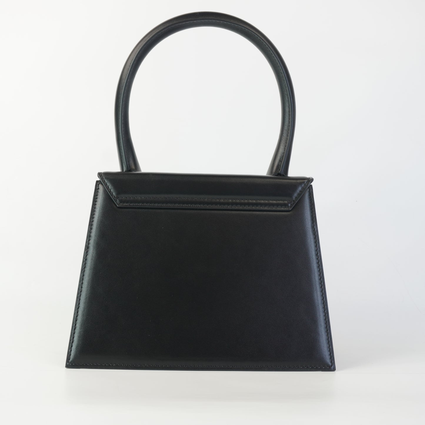 Jacquemus Le Grand Chiquito