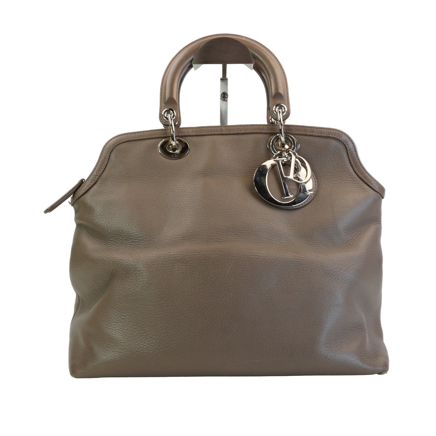 Dior	pebbled leather Neo Classic shoulder bag Medium Taupe SHW