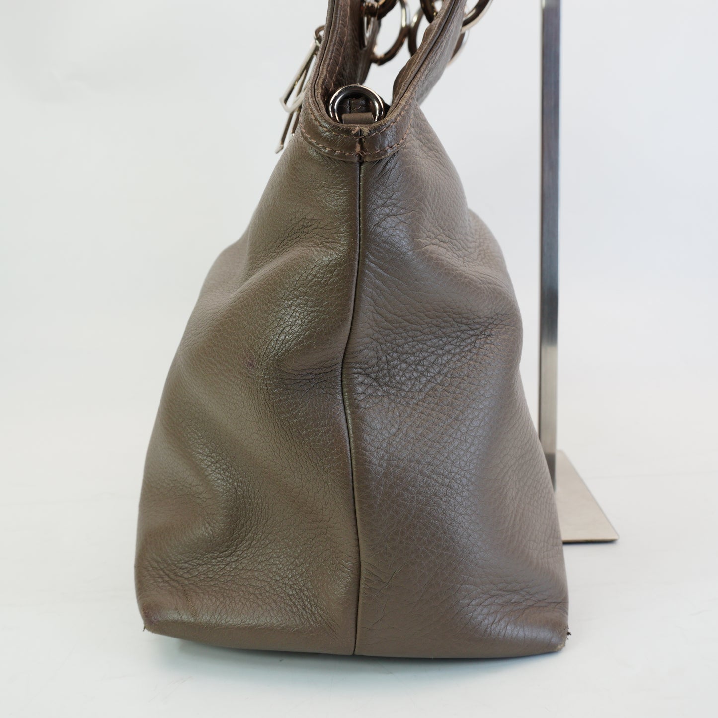 Dior	pebbled leather Neo Classic shoulder bag Medium Taupe SHW