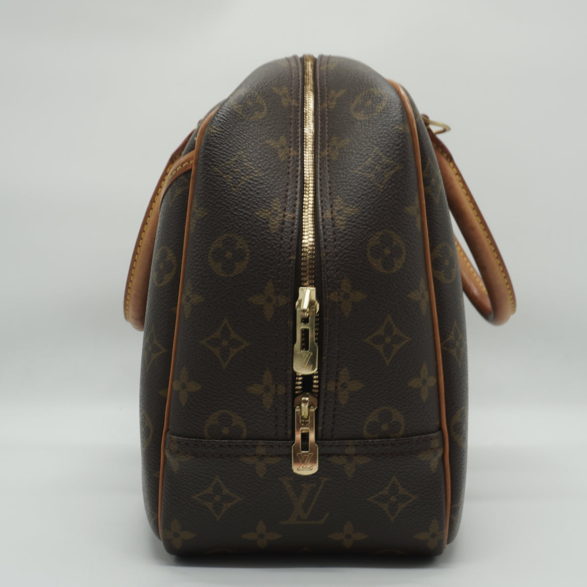Louis Vuitton	Deauville Bag Medium Monogram Canvas GHW