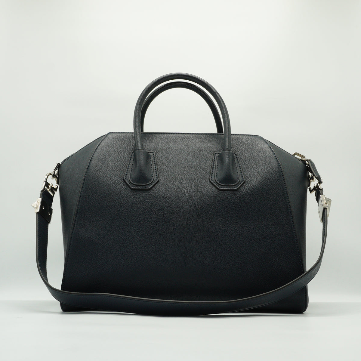 Givenchy	Antigona Dark Blue Large SHW