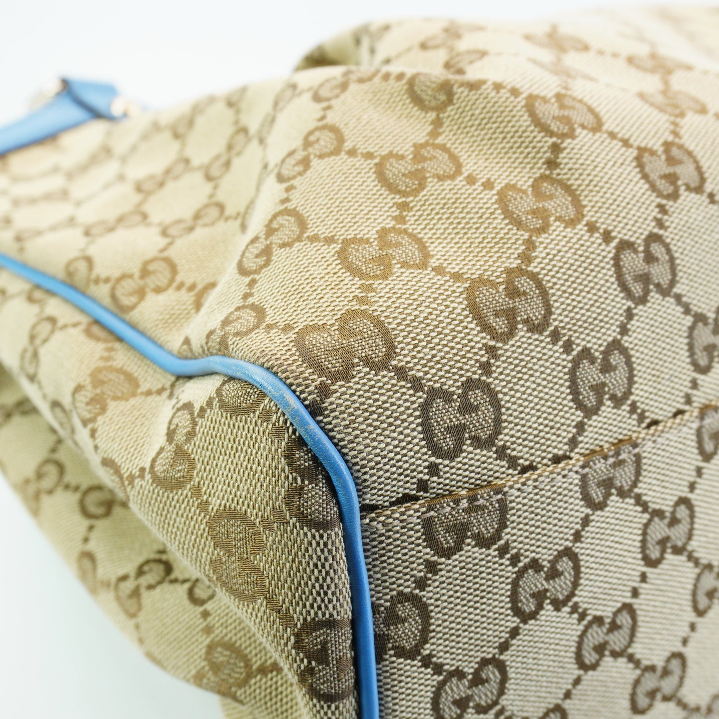 Gucci Biege GG Canvas With Distinct Blue leather Trim Medium GHW