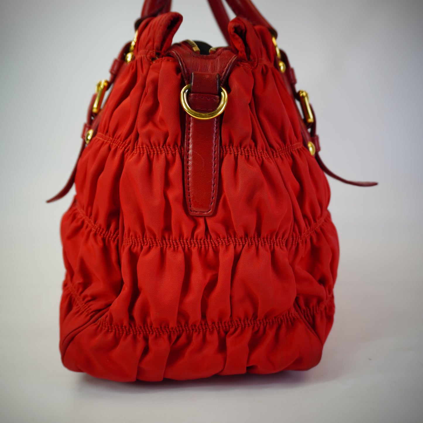 Prada Tessuto Graufe Red GHW