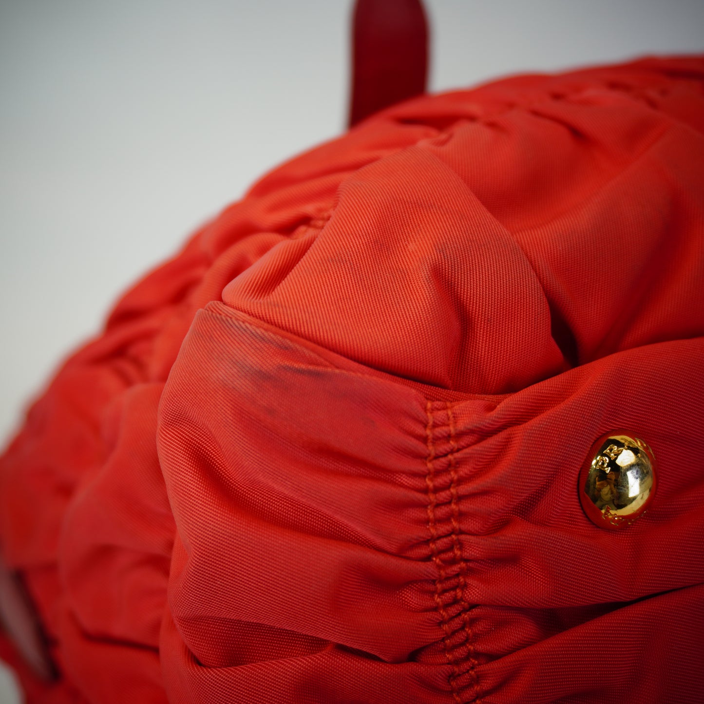 Prada Tessuto Graufe Red GHW