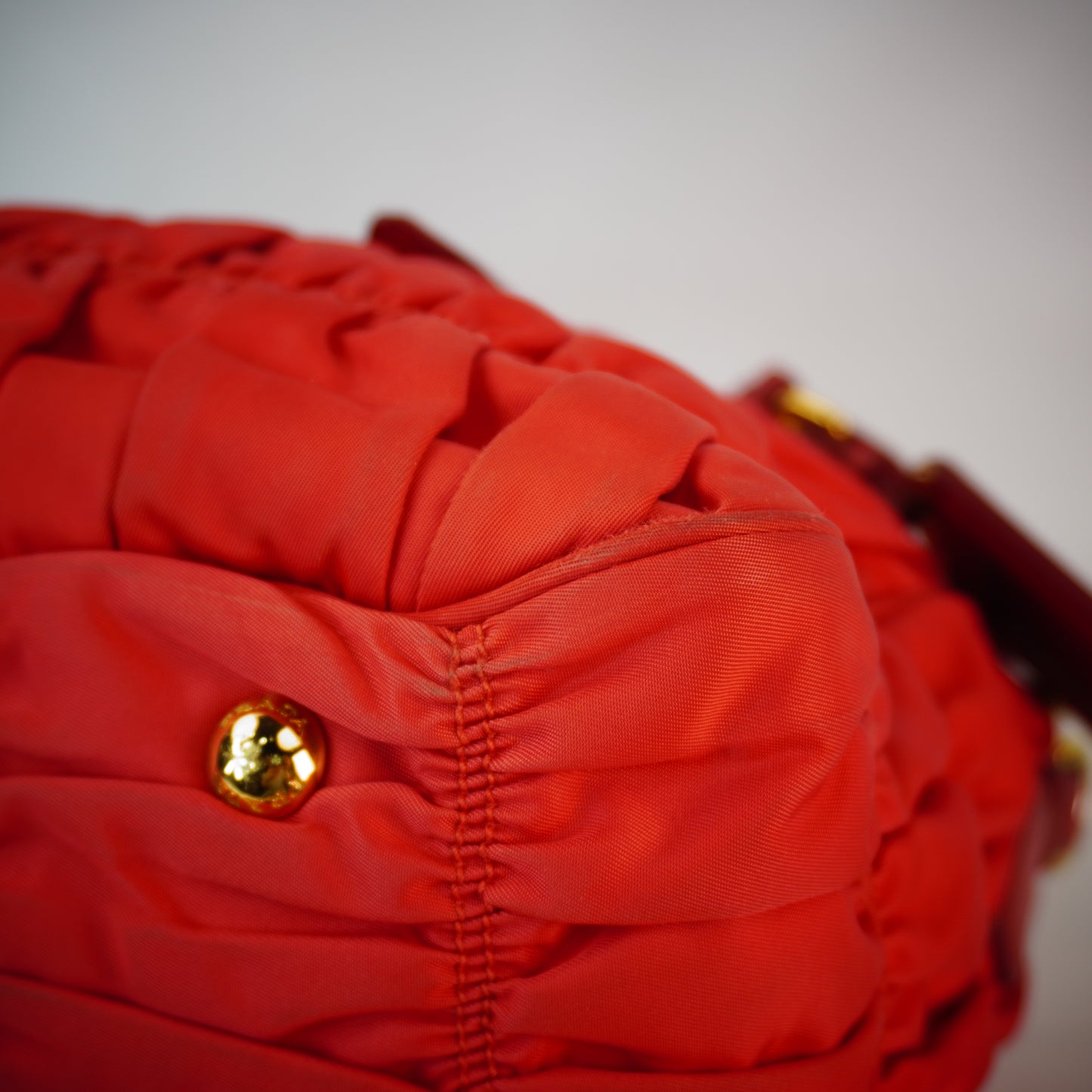 Prada Tessuto Graufe Red GHW