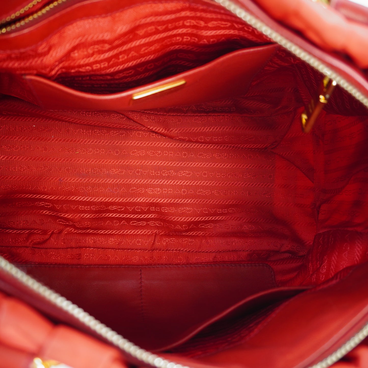 Prada Tessuto Graufe Red GHW