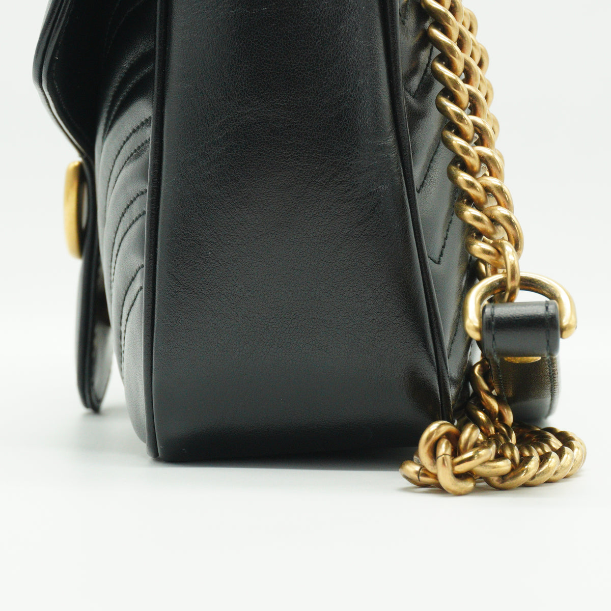 Gucci GG Marmont Matelasse Shoulder Bag Black Small GHW