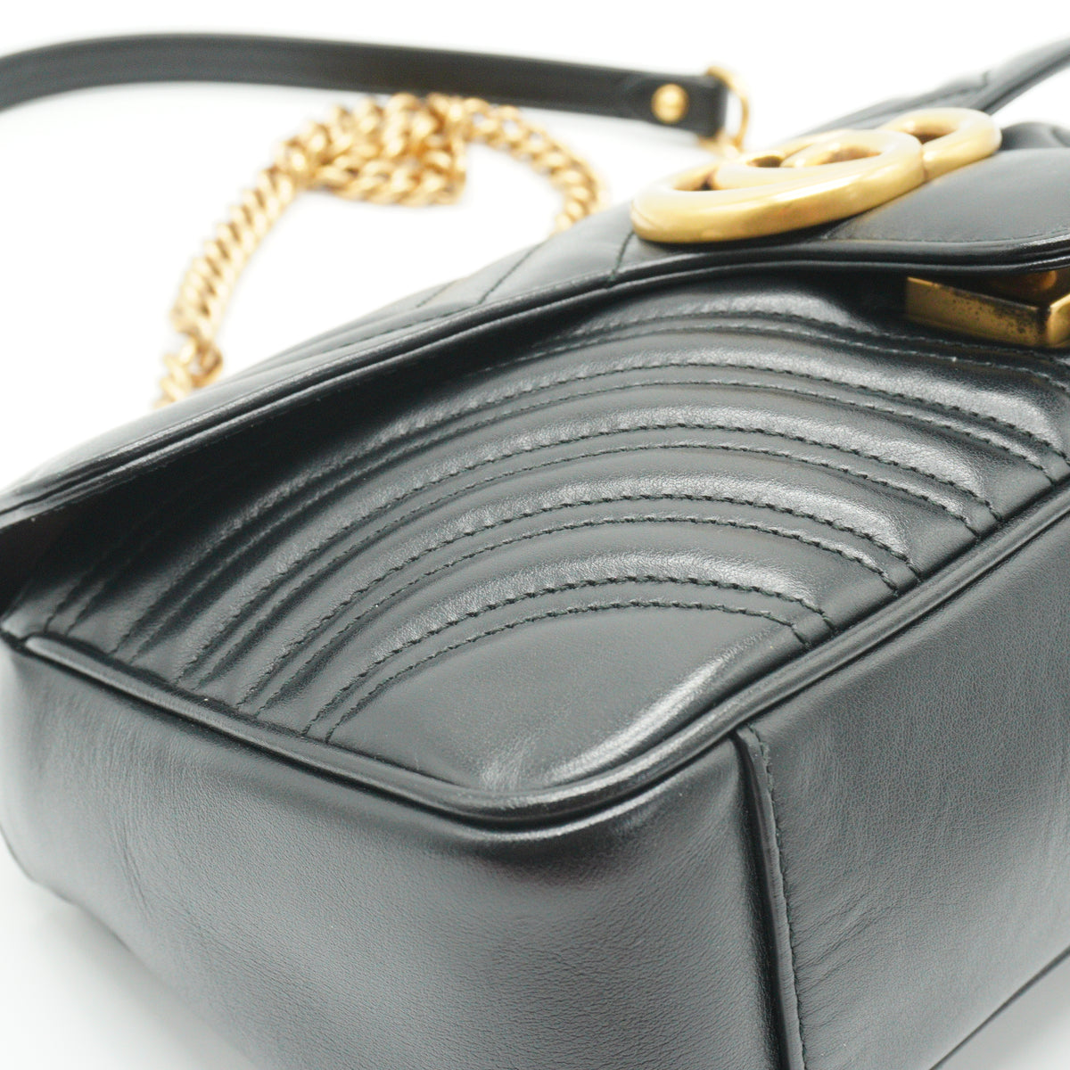 Gucci GG Marmont Matelasse Shoulder Bag Black Small GHW
