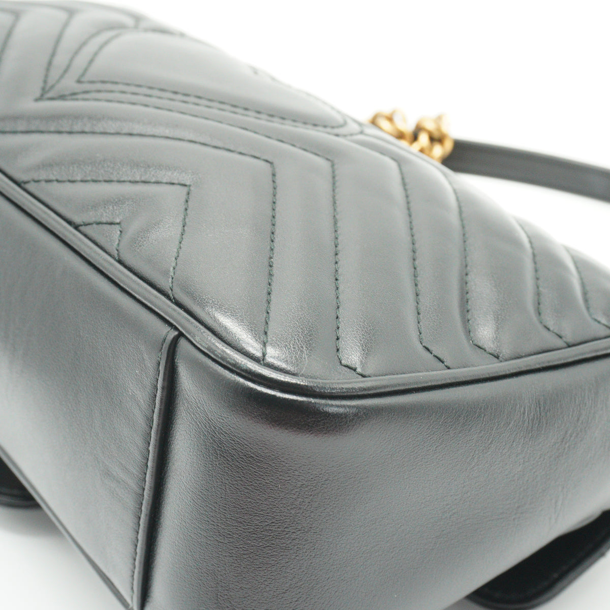 Gucci GG Marmont Matelasse Shoulder Bag Black Small GHW