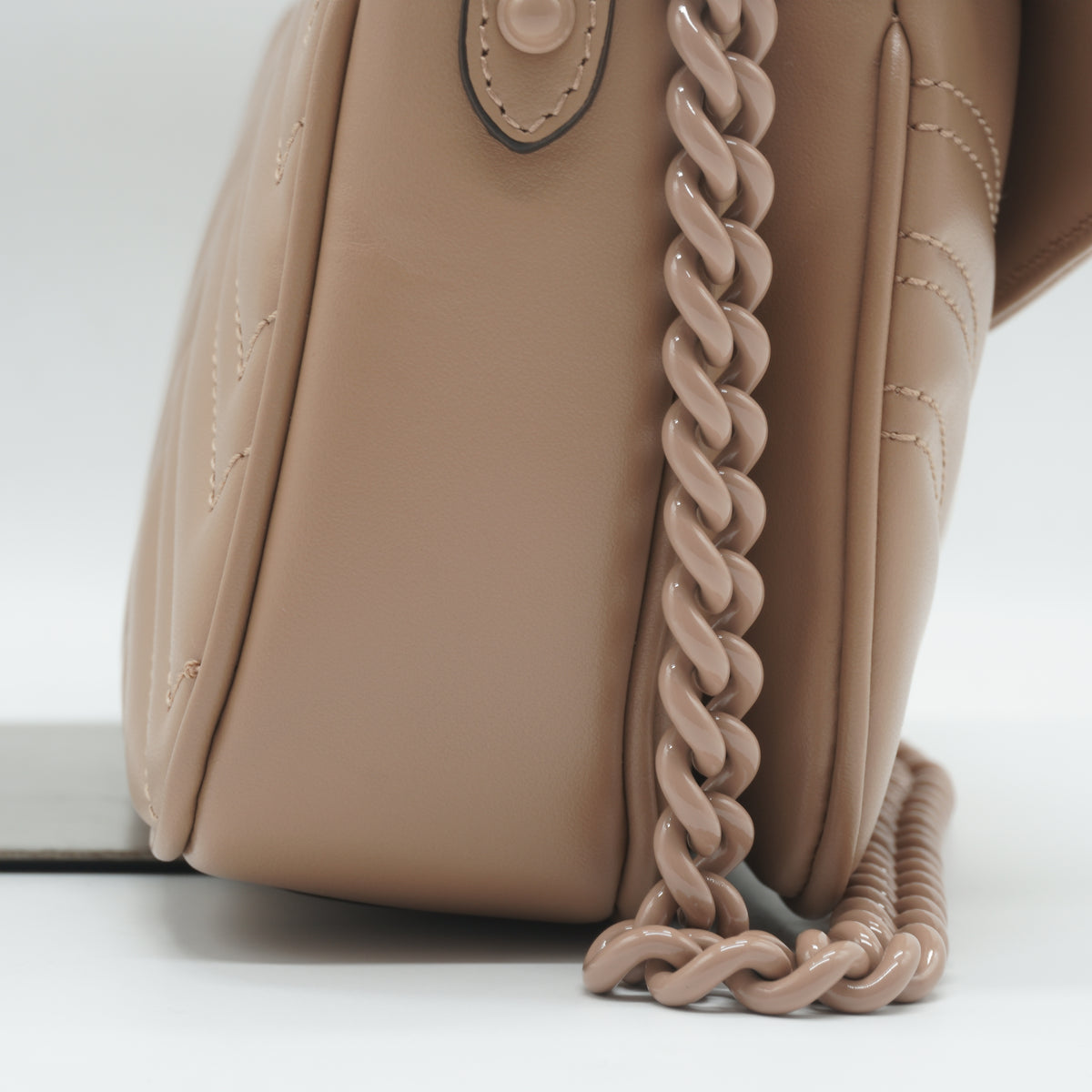 Gucci	GG Marmont Metelasse Shoulder Bag Beige Medium Tonal SHW