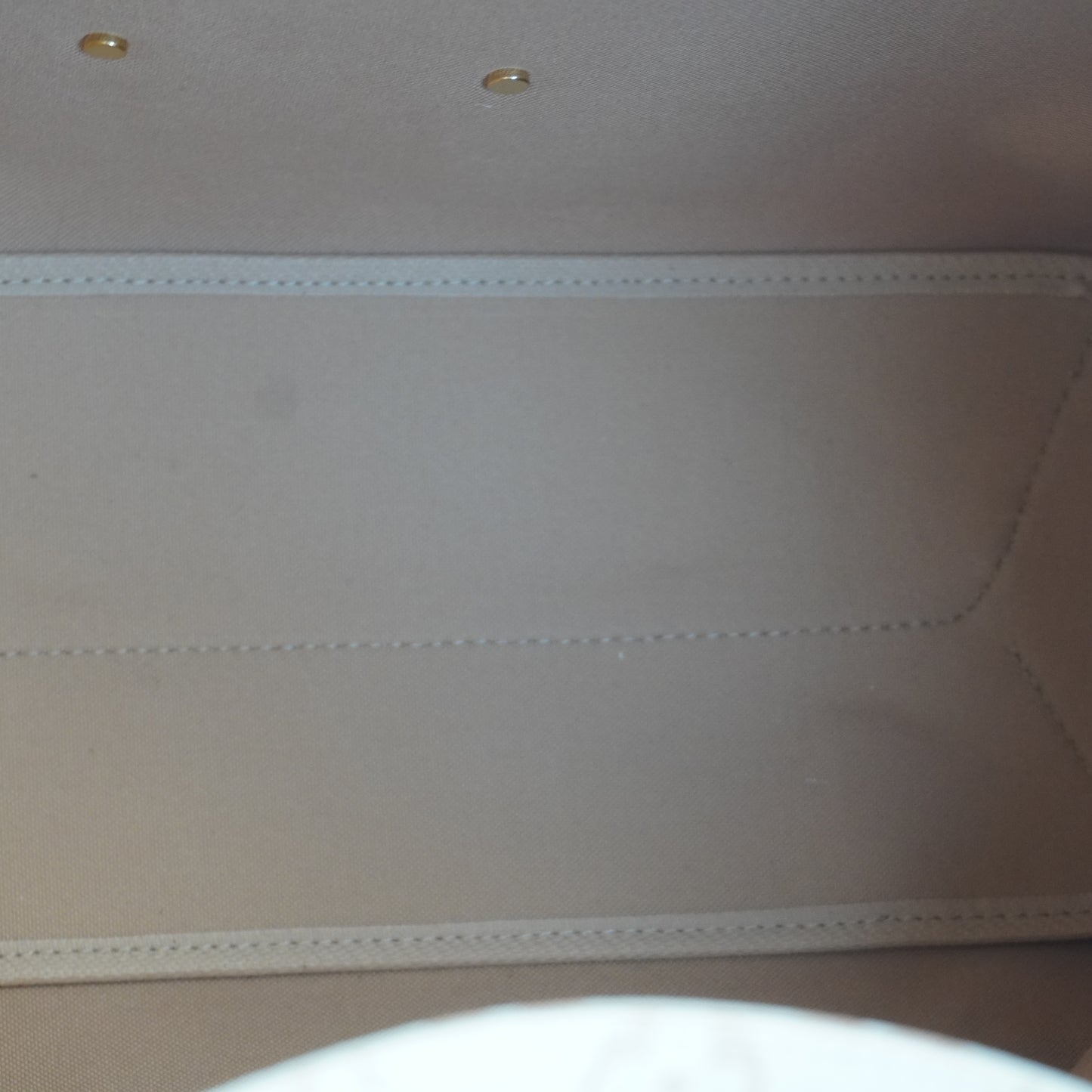 Louis vuitton	Atlantis GM