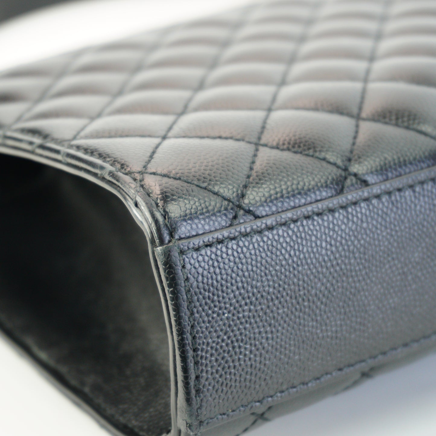 YSL	Envelope  Caviar Medium Black GHW