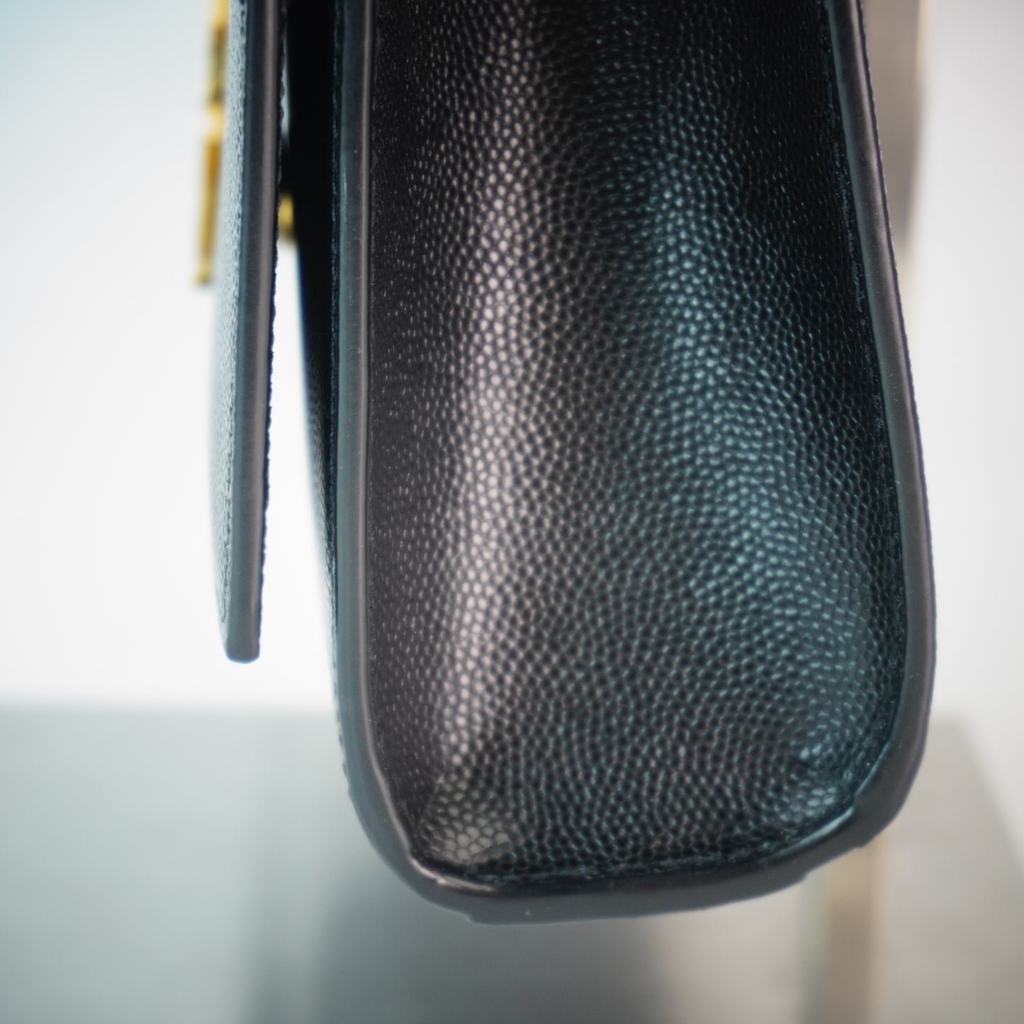 YSL	Kate Medium Black GHW