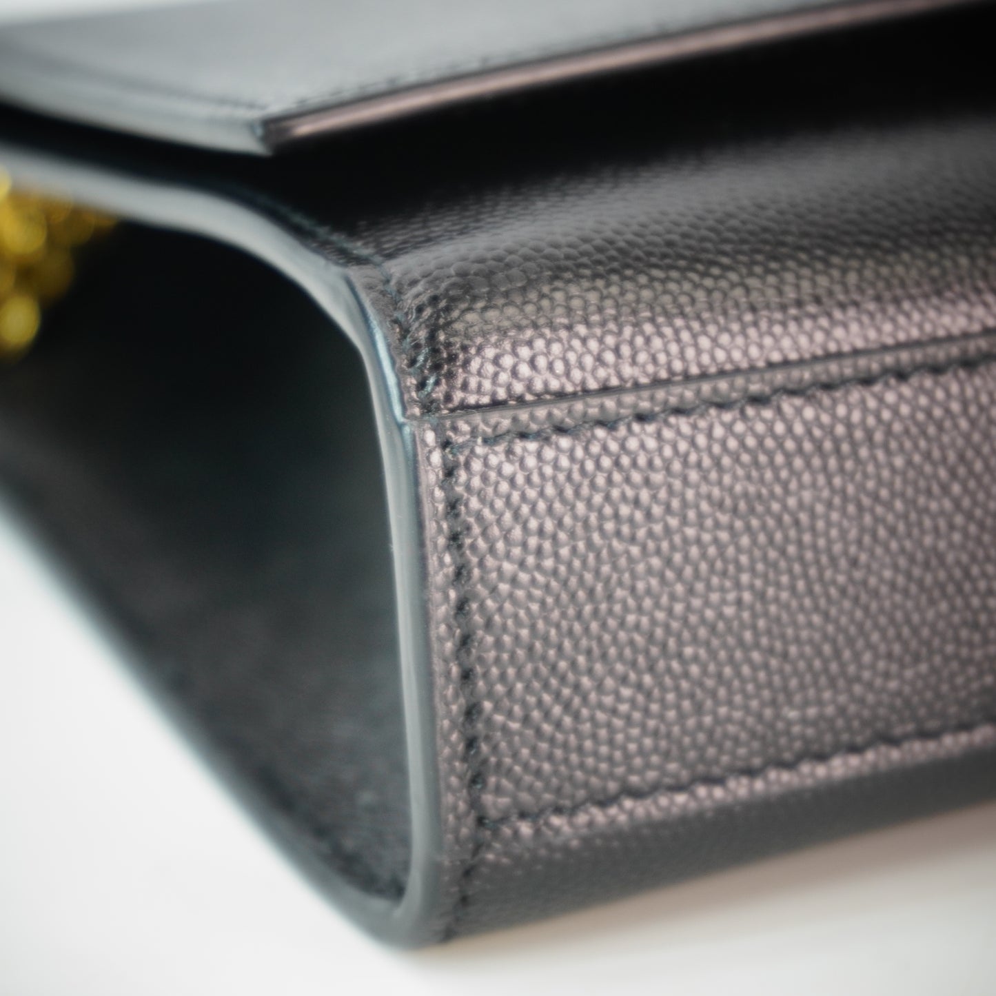 YSL	Kate Medium Black GHW