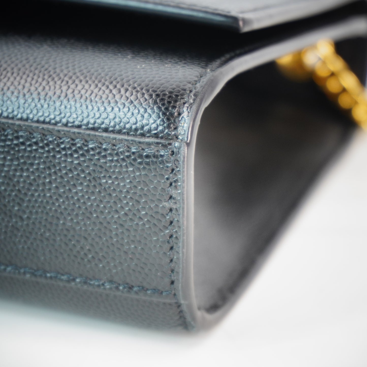 YSL	Kate Medium Black GHW
