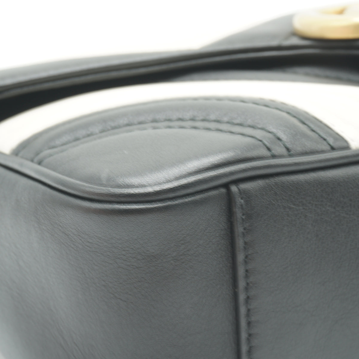 Gucci Matellasse GG Marmont Small Black-White GHW