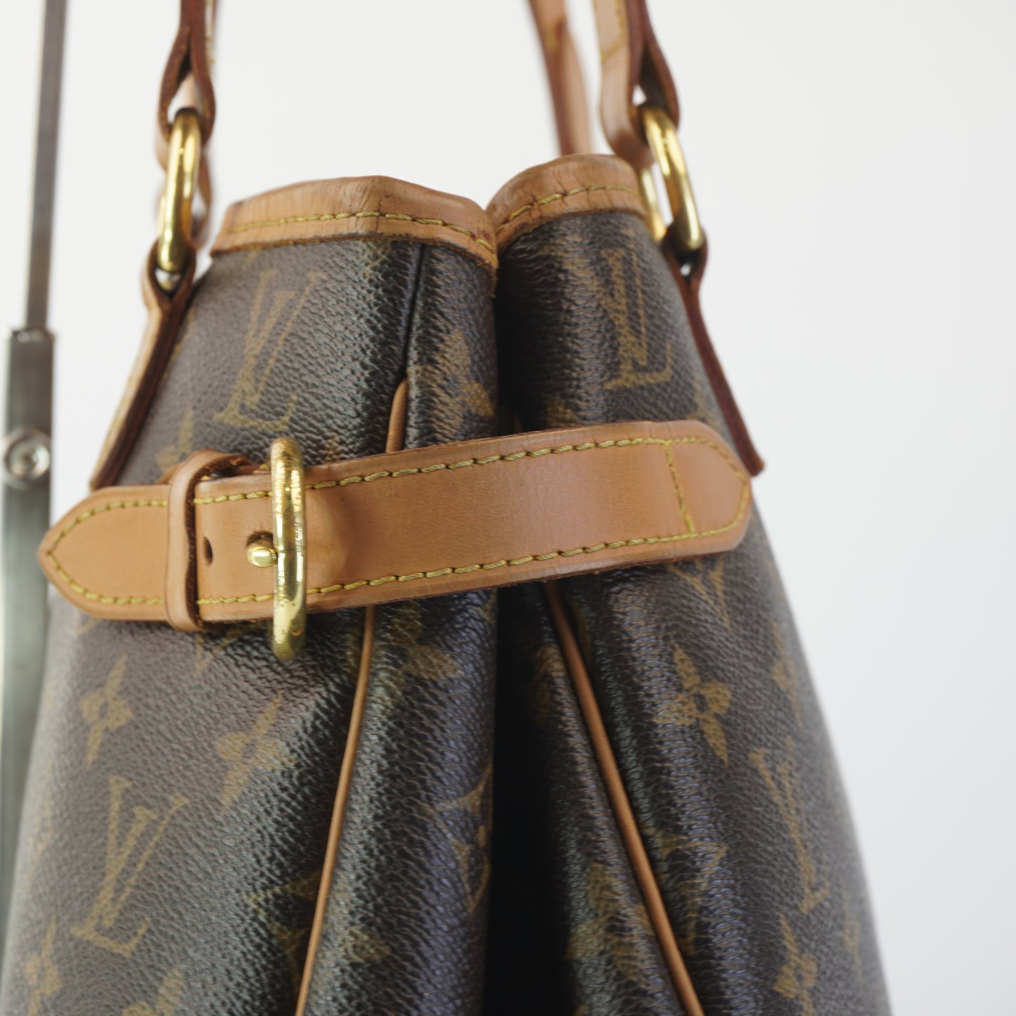 Louis Vuitton	Batignolles Mono