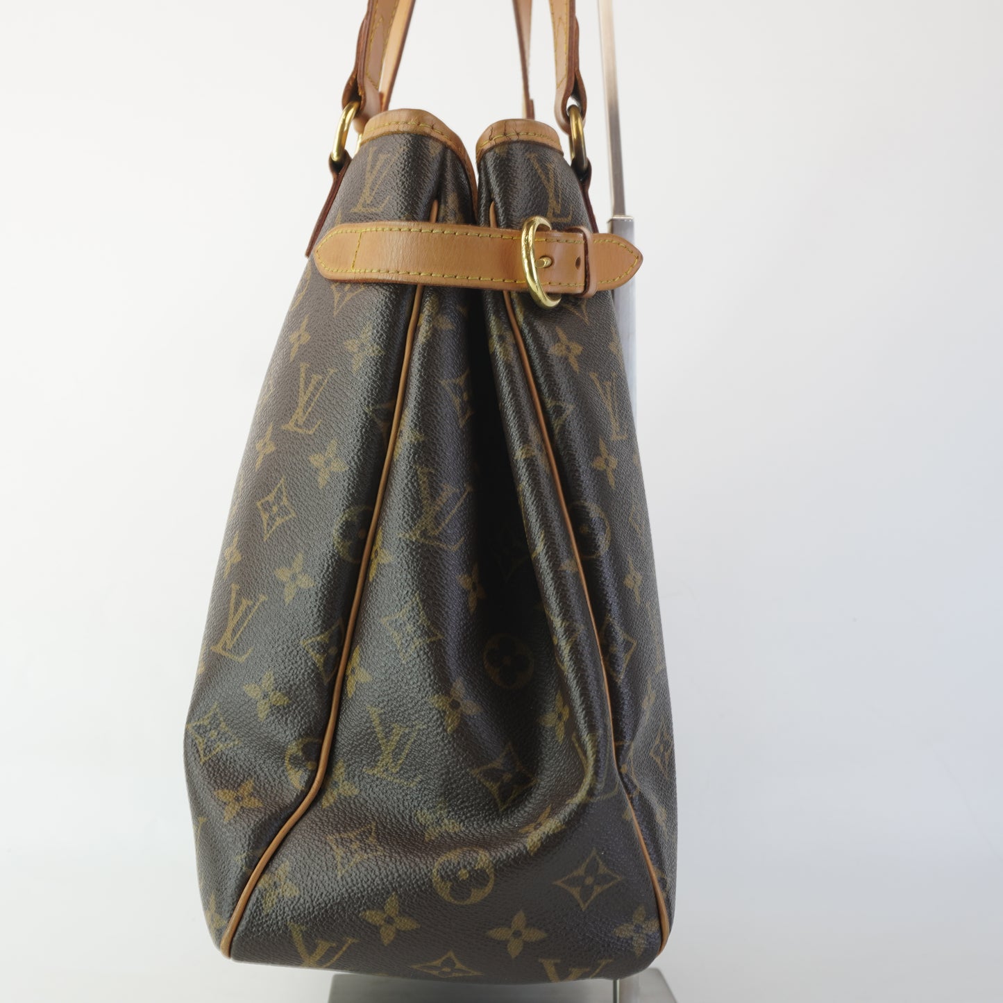 Louis Vuitton	Batignolles Mono