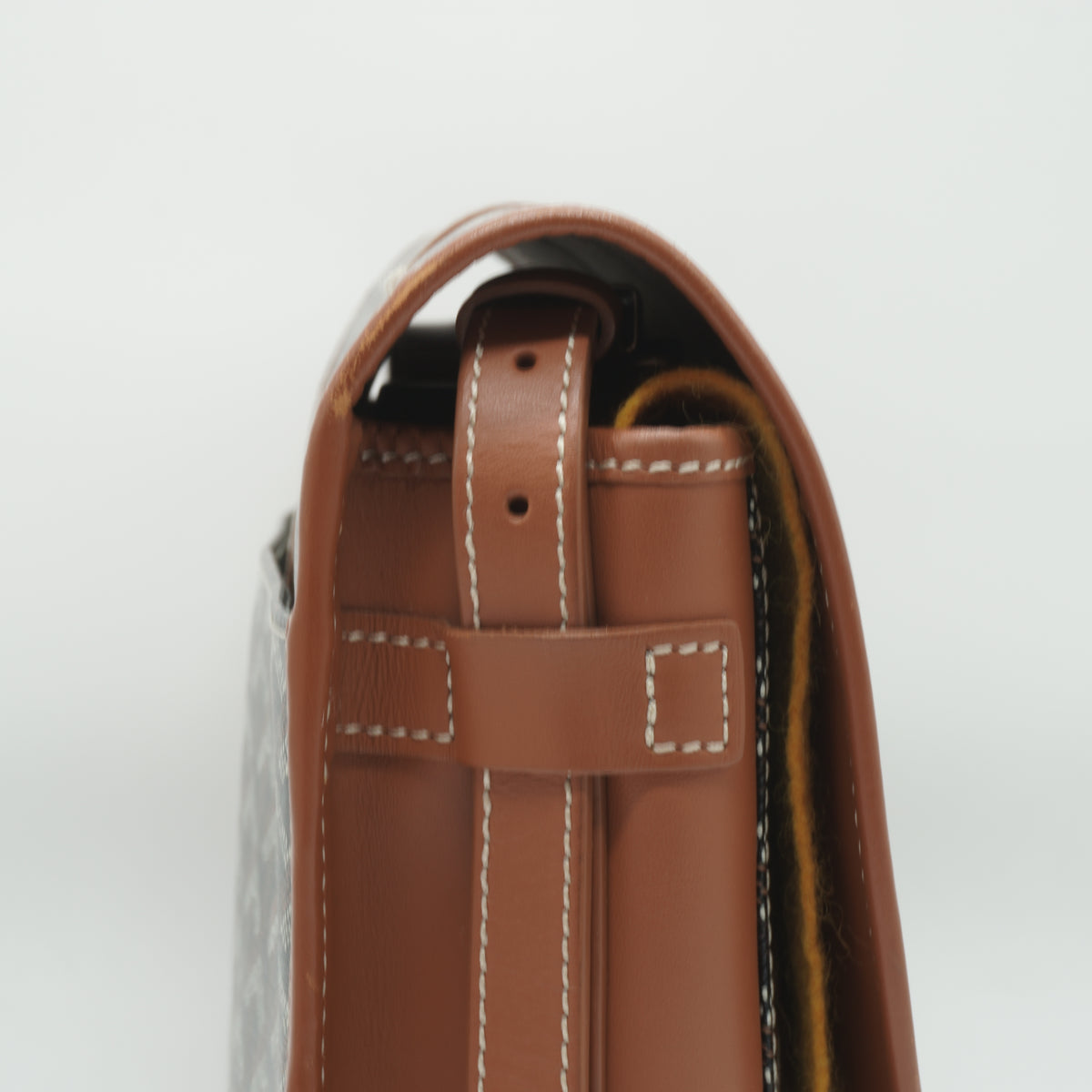 Goyard	Belvedere Messenger Bag MM SHW