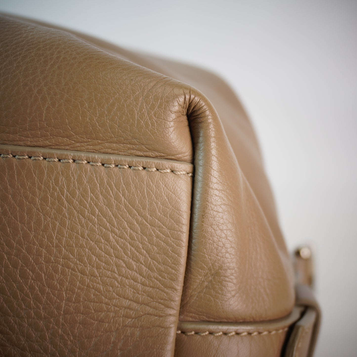 Givenchy Nightangle SHW Medium