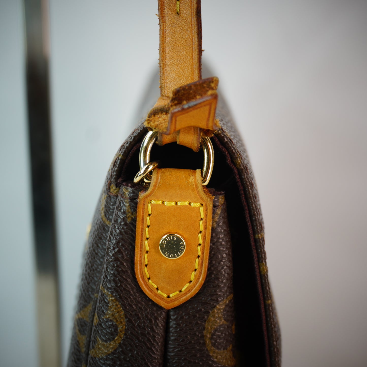 Louis Vuitton	Favorite DE GHW