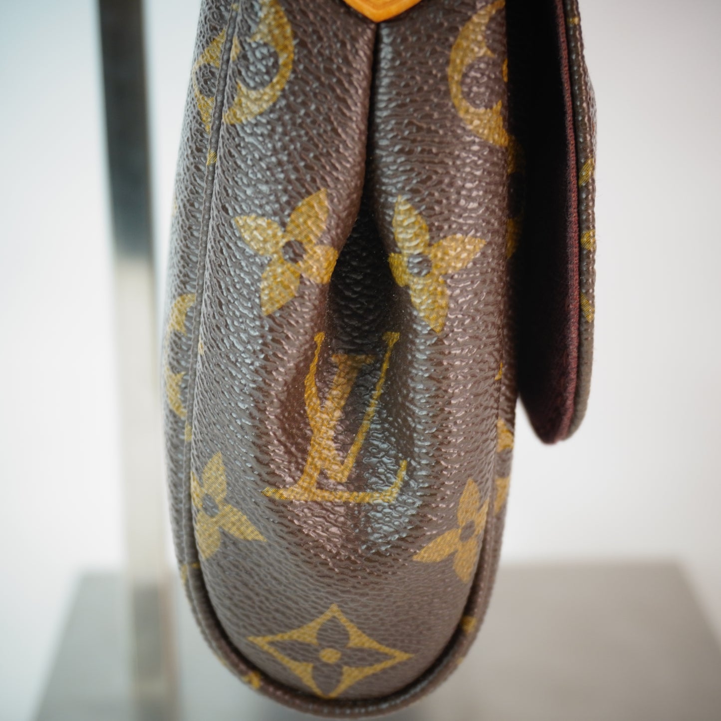 Louis Vuitton	Favorite DE GHW