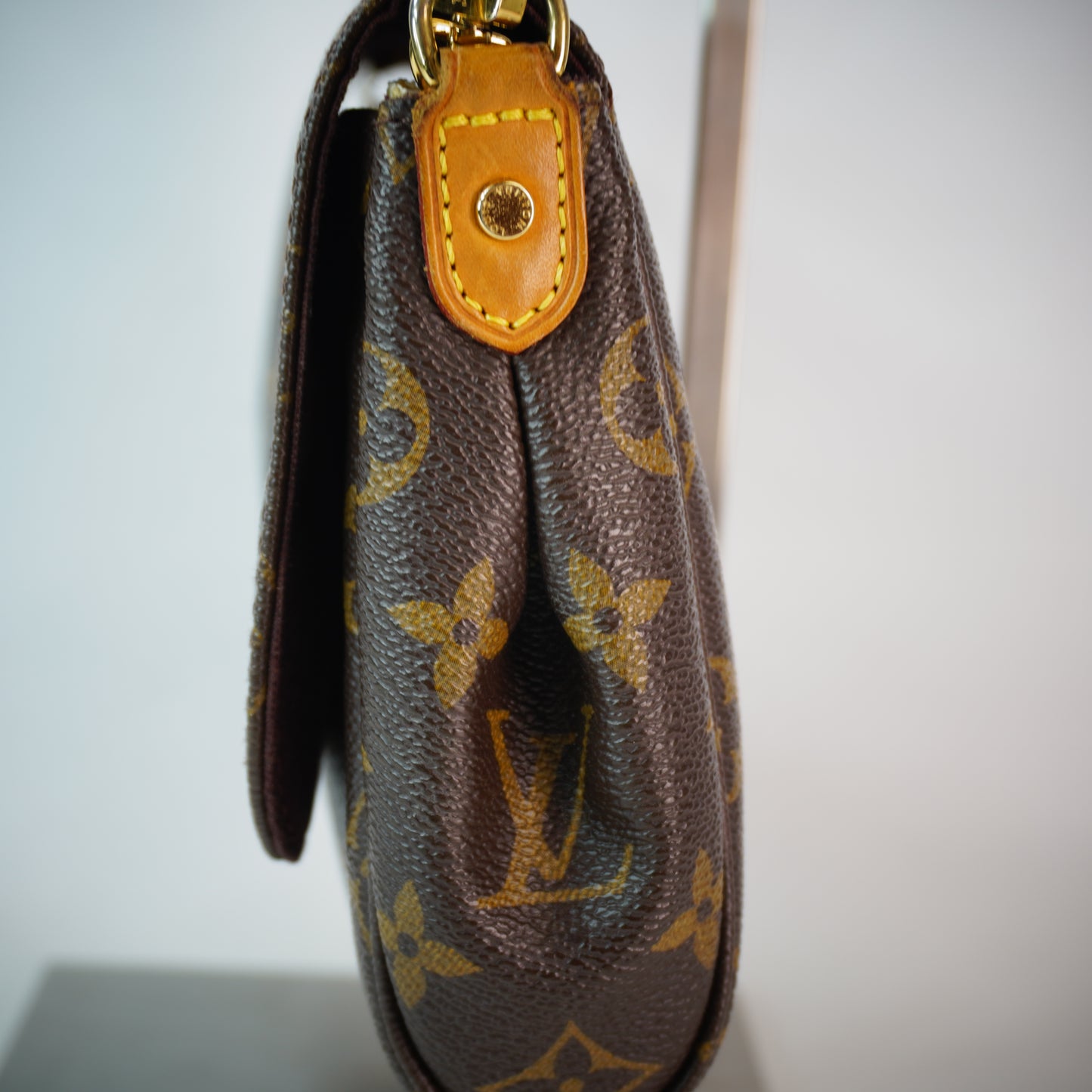 Louis Vuitton	Favorite DE GHW