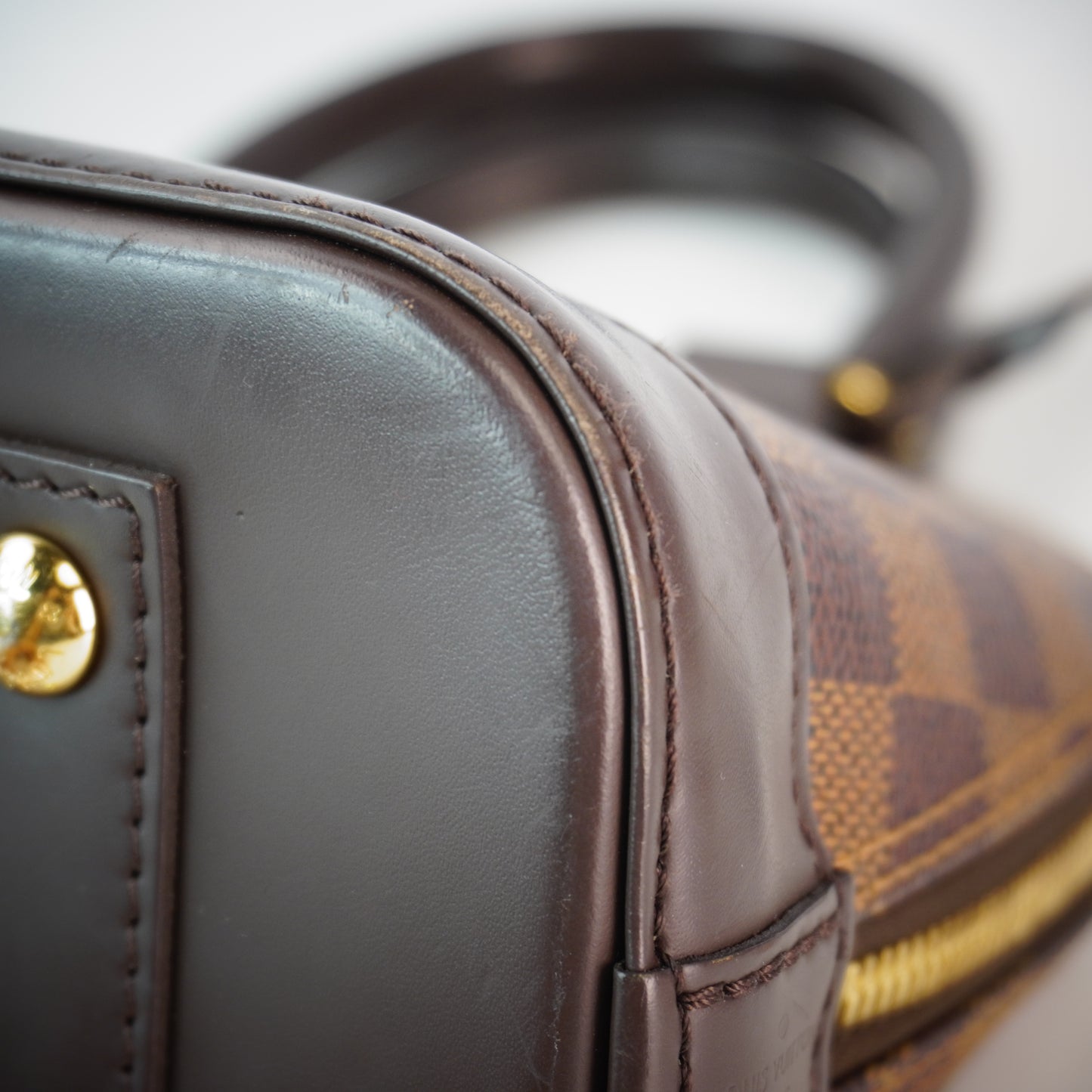 Louis Vuitton	Alma BB DE GHW (20x10x14)