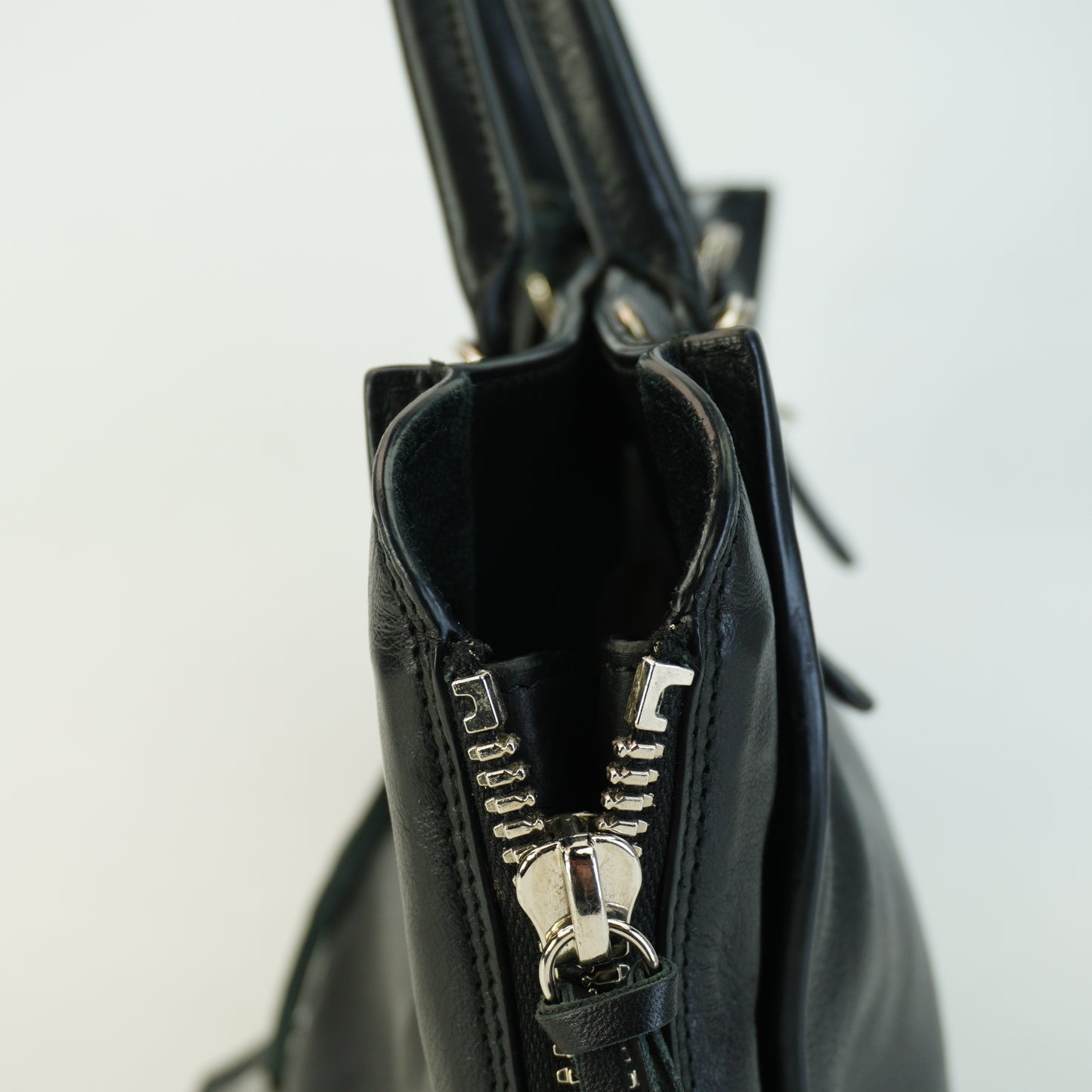 Balenciaga Papier  A6 Zip Black Medium SHW
