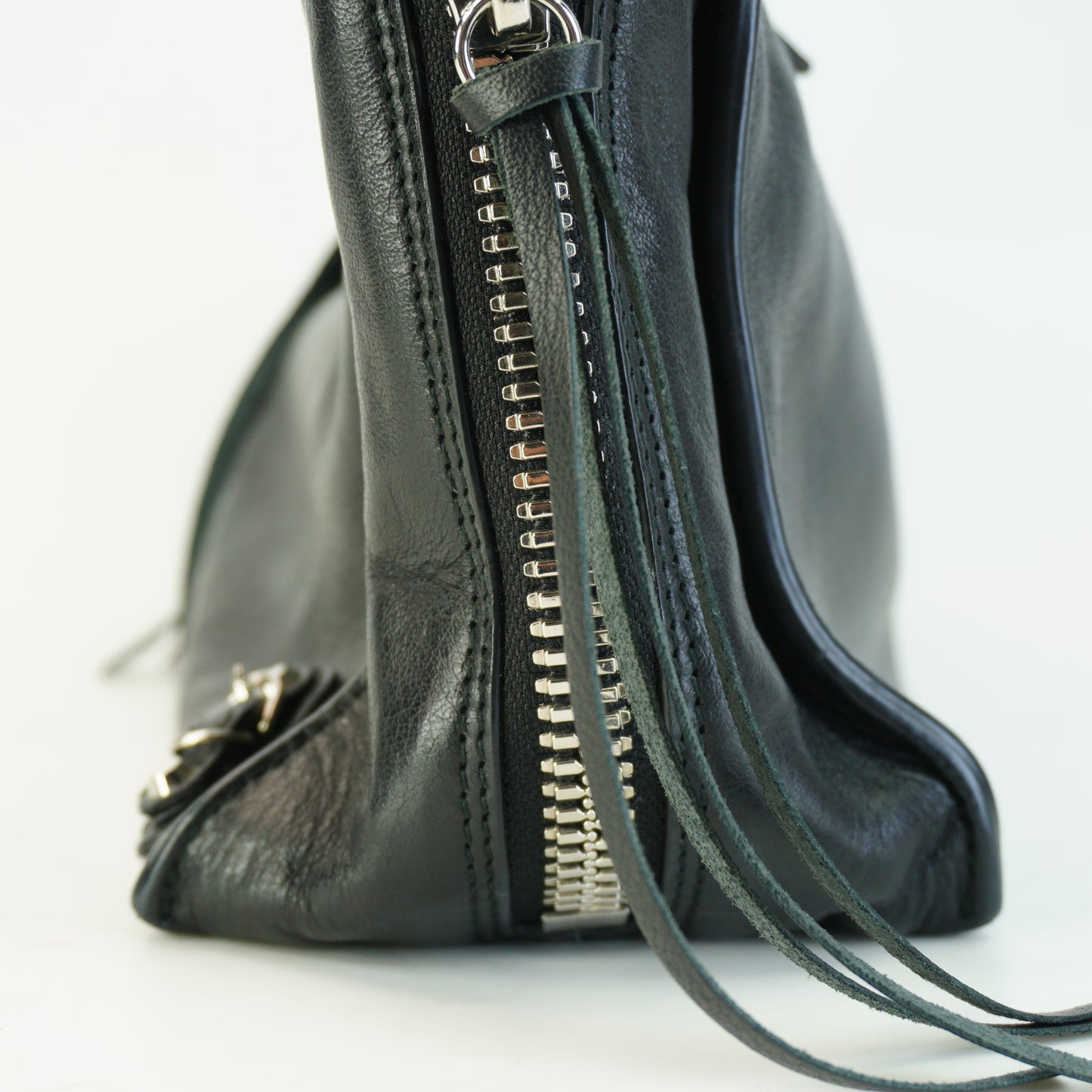 Balenciaga Papier  A6 Zip Black Medium SHW