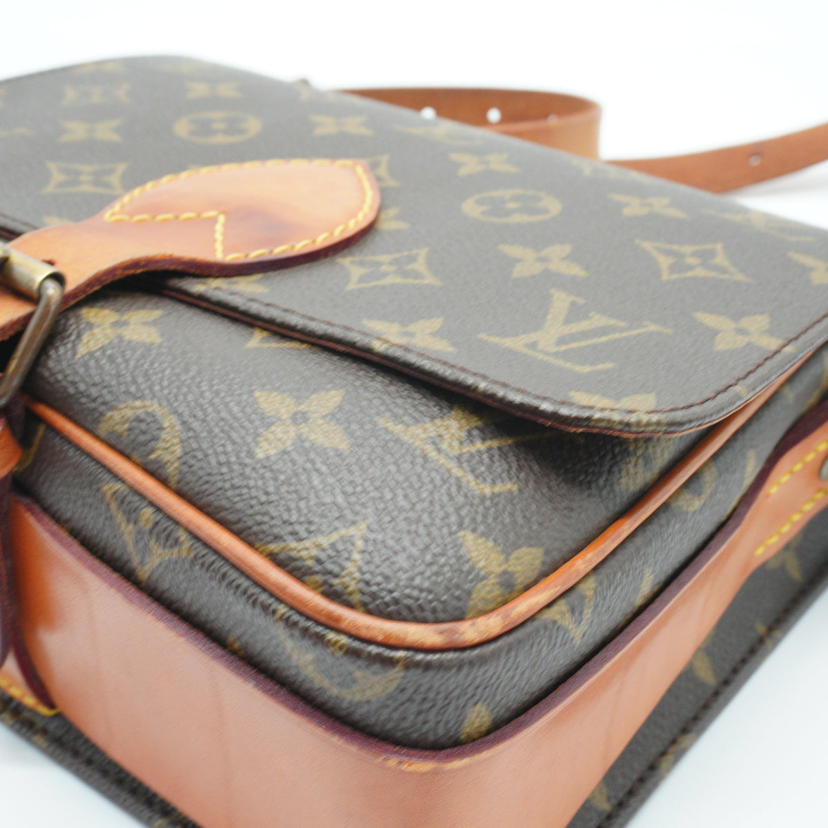 Louis Vuitton Cartouchiere Shoulder Bag Small GHW