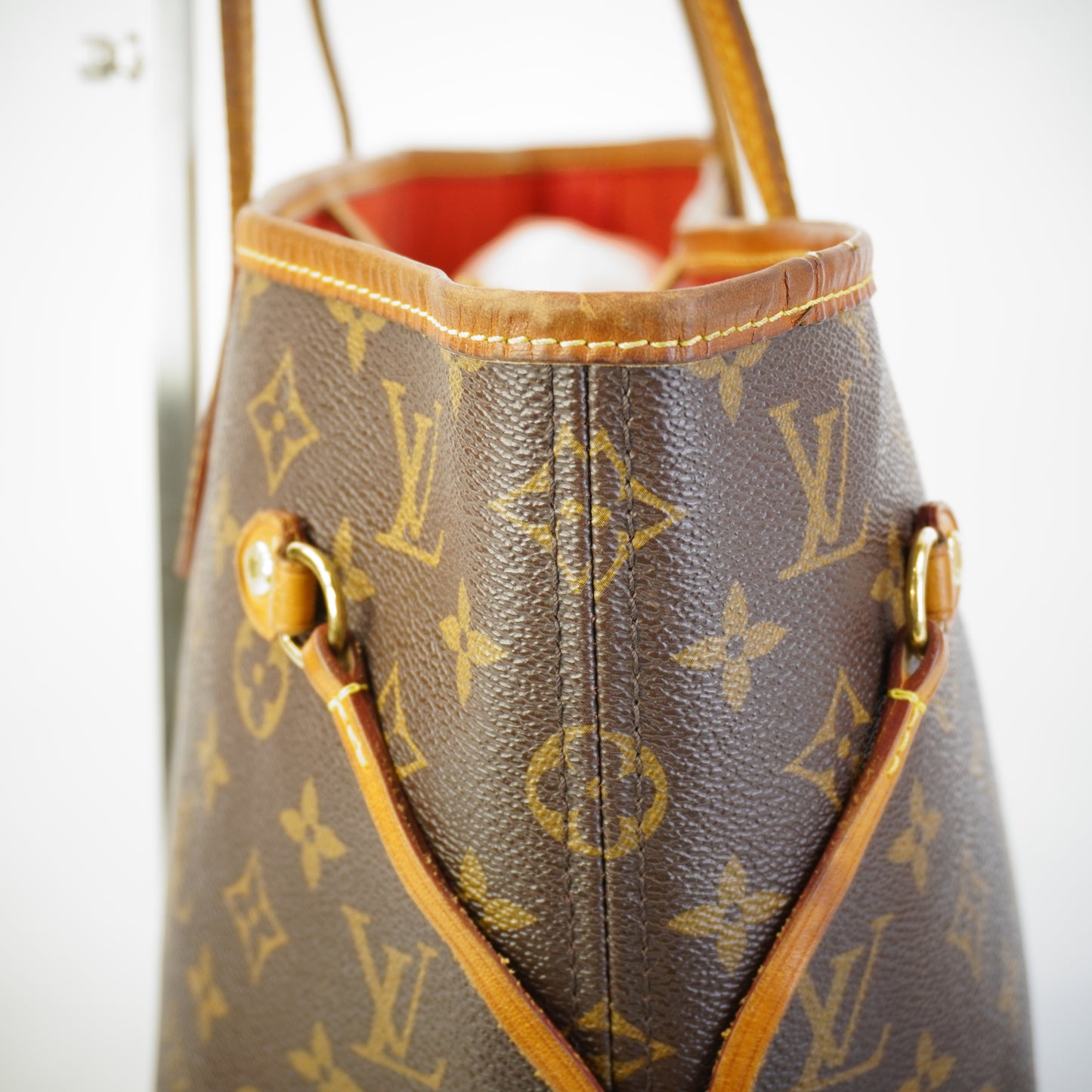 Louis Vuitton	Neverfull Tote GHW Medium