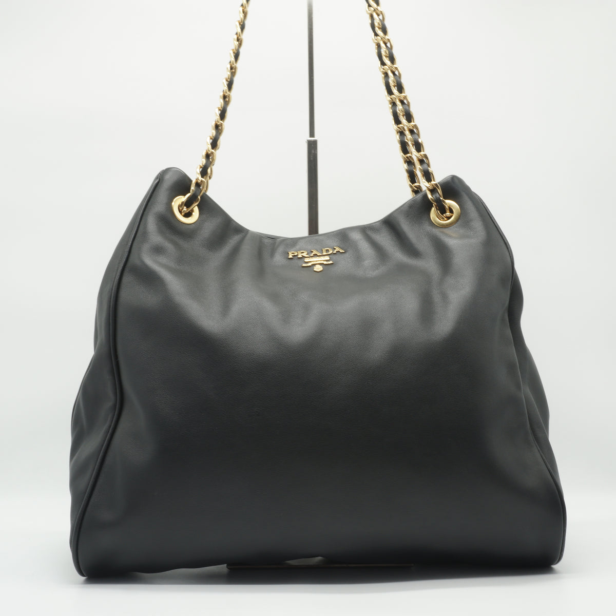 Prada	Soft Calfskin Chain Tote Bag Medium black GHW