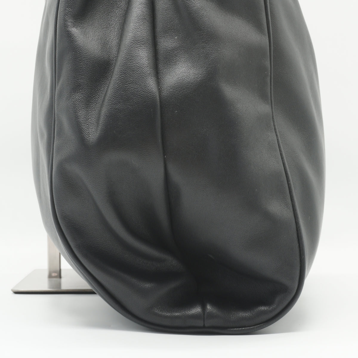 Prada	Soft Calfskin Chain Tote Bag Medium black GHW