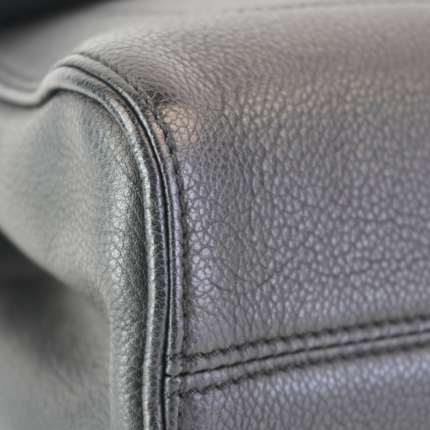 Louis Vuitton	Saint Germain MM Bag