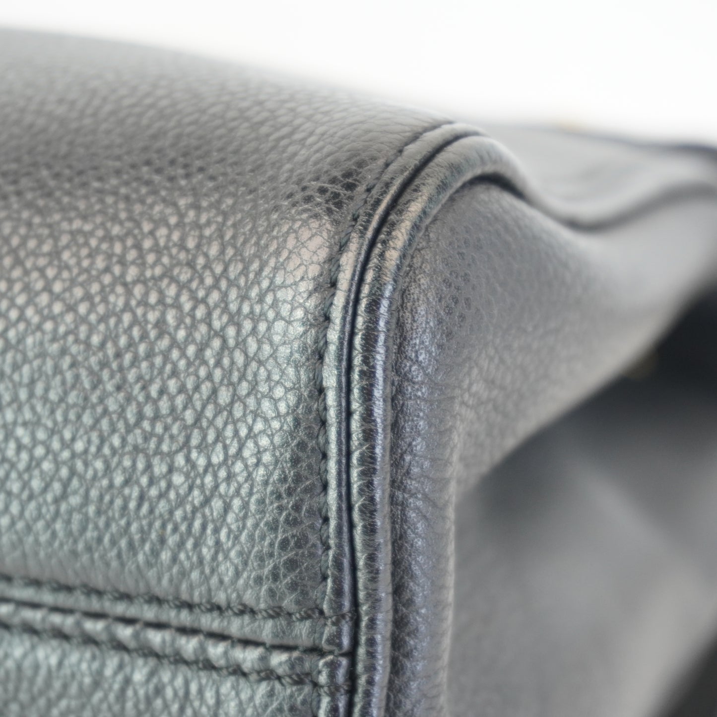 Louis Vuitton	Saint Germain MM Bag
