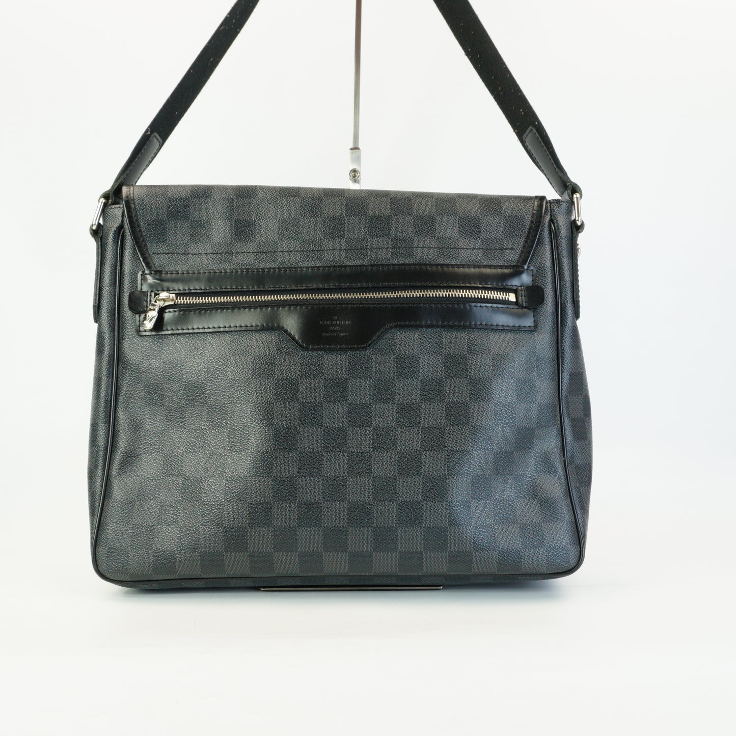 Louis Vuitton	 Damier Graphite Messenger Bag Dark Grey Medium SHW