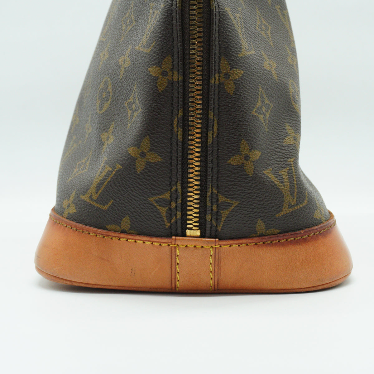 Louis Vuitton	Monogram Canvas Alma PM Medium GHW