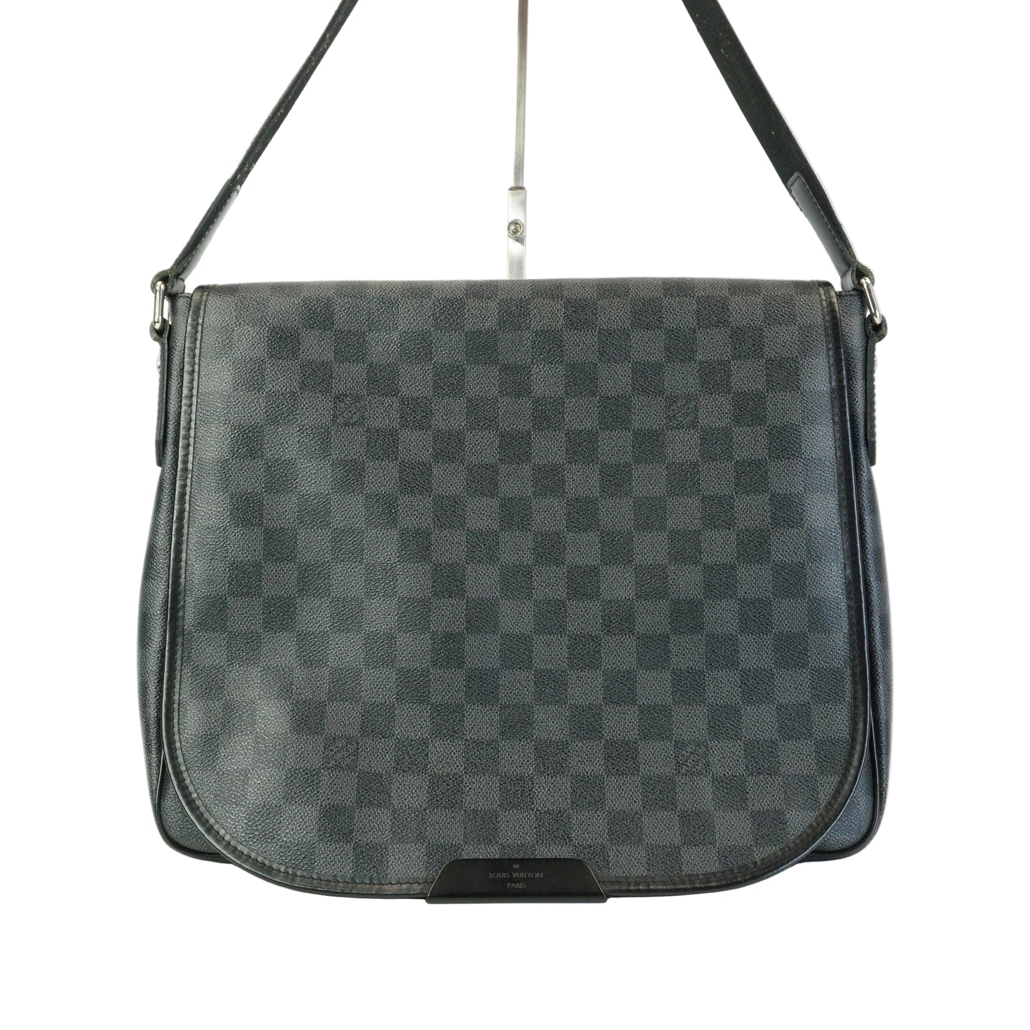Louis Vuitton	 Damier Graphite Messenger Bag Dark Grey Medium SHW